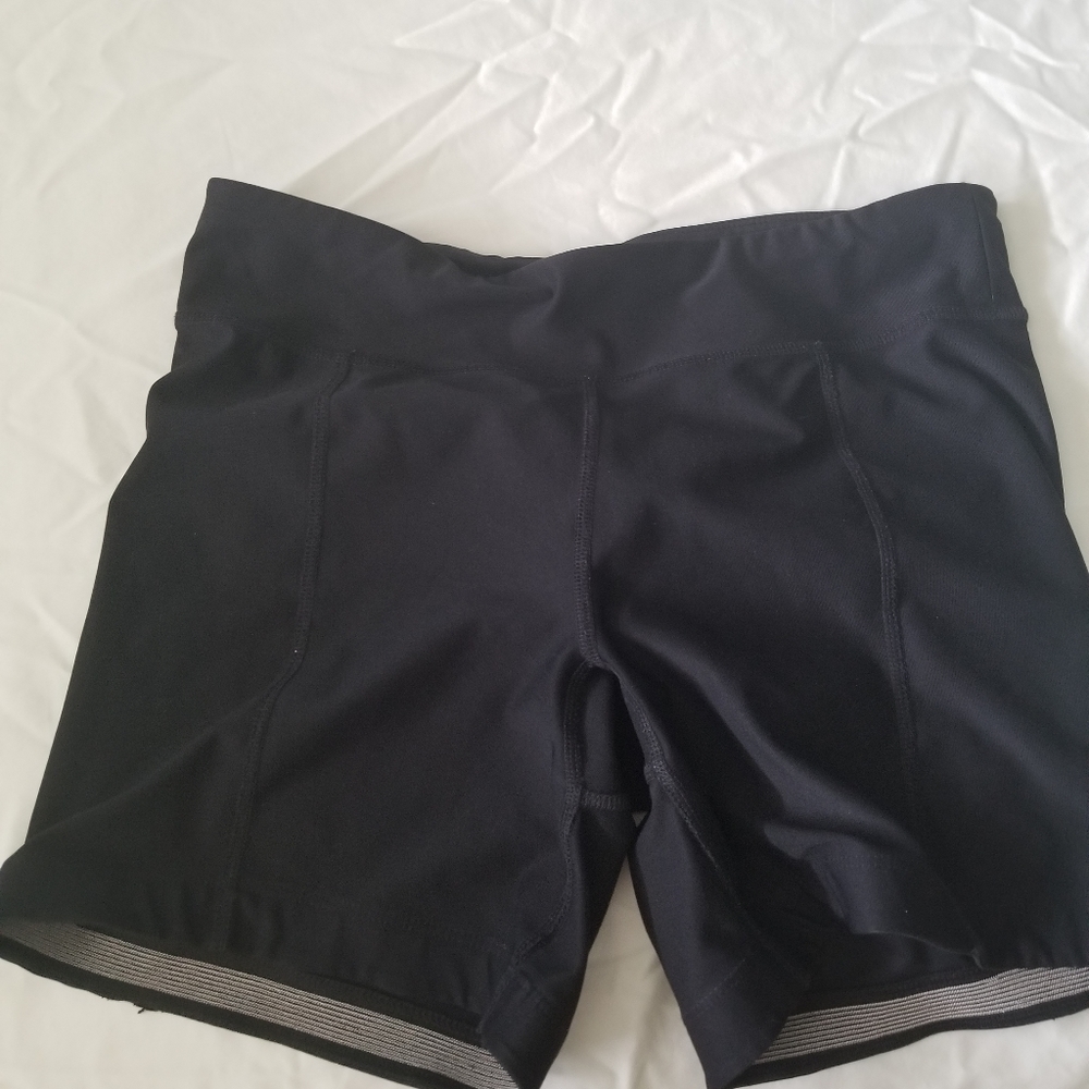xersion bike shorts m